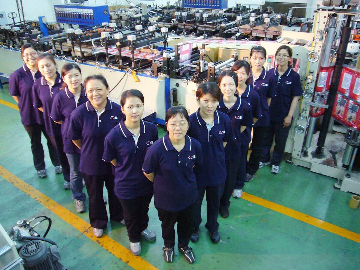 Staff of the Y-Fang sealing machine equipment factory